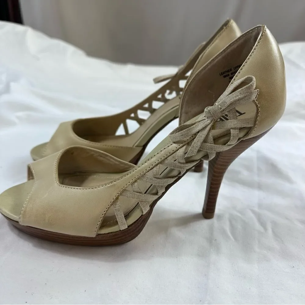 Womens Sz 7.5 Tribeca Social Scene High Heels